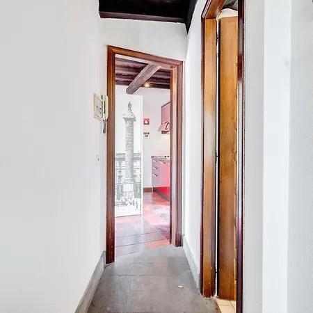 דירה Romantic House With Terrace