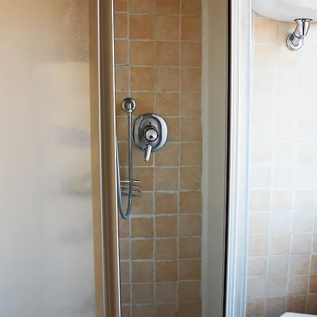 Romantic House With Terrace Rome