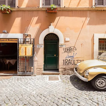 Romantic House With Terrace Appartement *